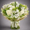 Белые розы с эустомами - Летний каприз